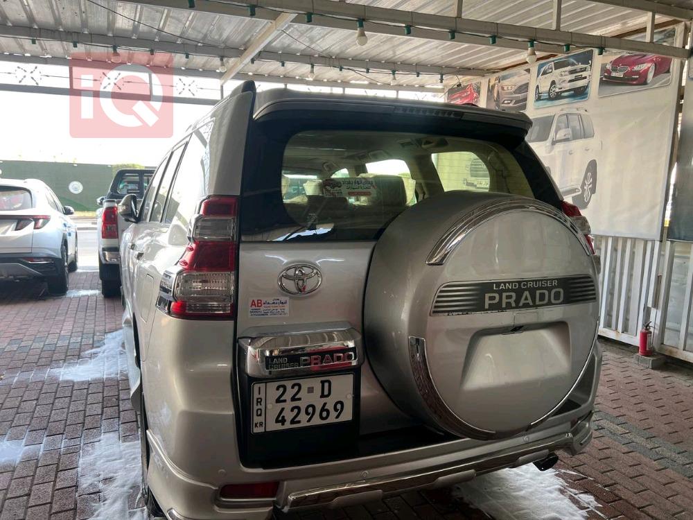 تويوتا لاندكروزر برادو